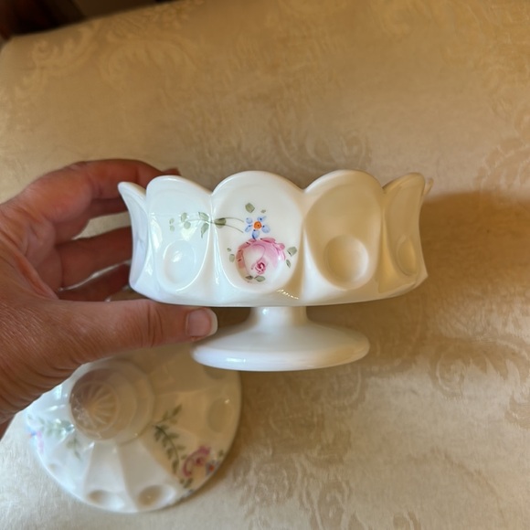 Vintage Westmoreland Coin Dot milk glass candy jar, sugar dish hand painted - Picture 6 of 10